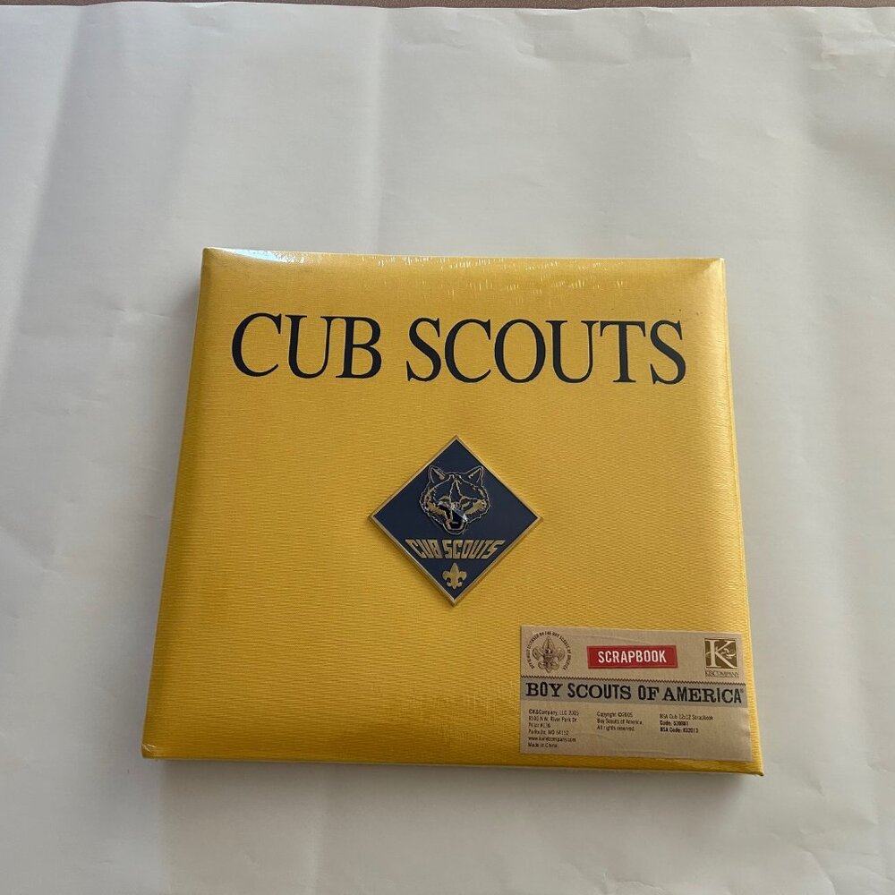 BRAND NEW -K&Company CUB SCOUTS 12x12 Scrapbook Kit